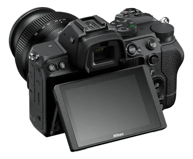 Z5 II KIT 24-200 MM