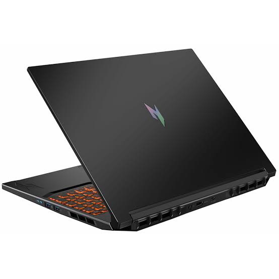 ACER NITRO V 16 ANV16-61-R0YW RTX 5060 16GB 1TB