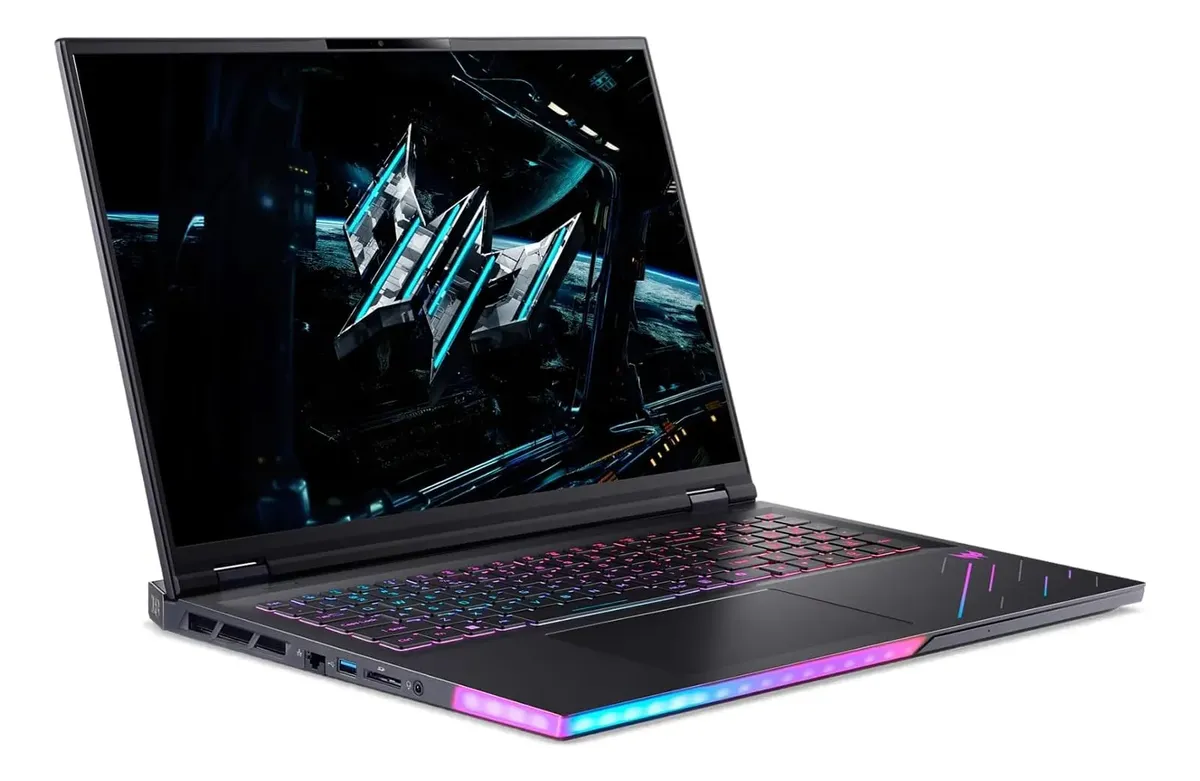 ACER PREDATOR HELIOS 18 PH18-73-974G RTX 5080 32GB 1TB